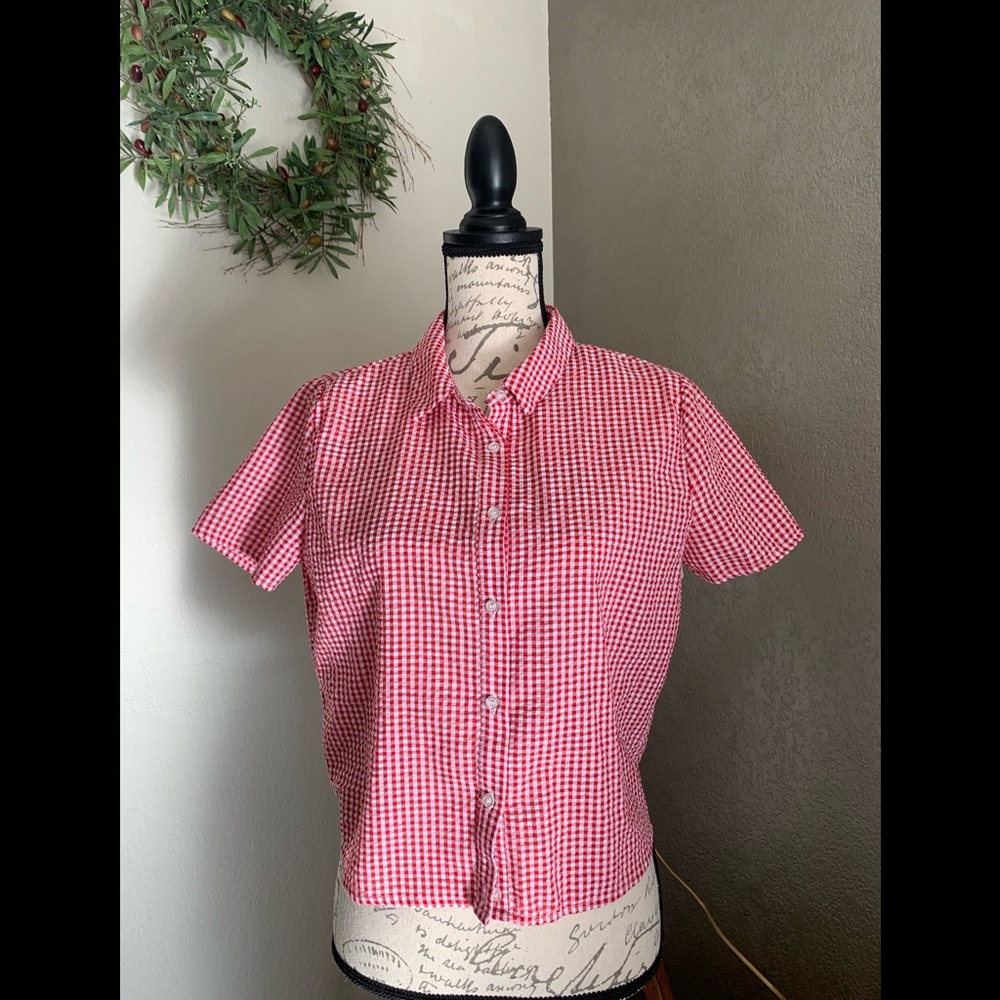 5 for $25 Forever 21 bottom down shirt
